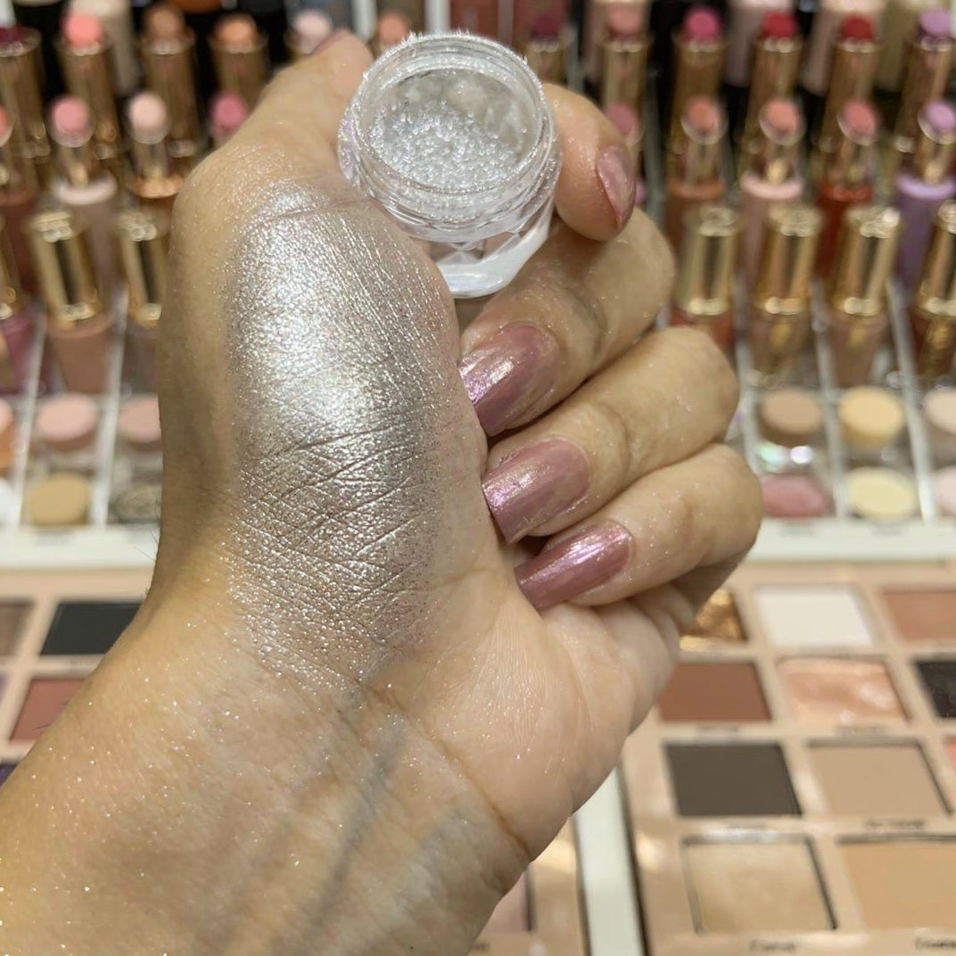 Everly Beauties Highly Pigmented By Series Loose Pigment | Bold Multi-Use Makeup