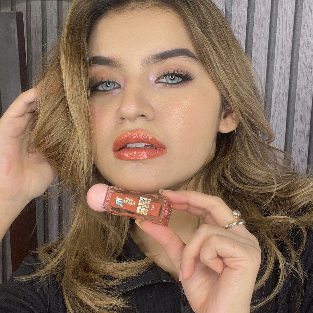 Everly Beauties Glow Lock Intense Shine Lip Gloss | Hydrating High-Gloss Finish