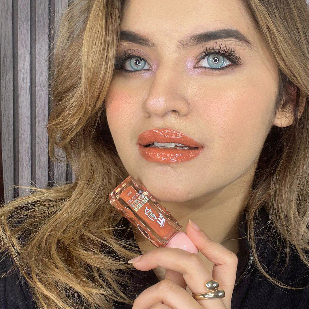 Everly Beauties Glow Lock Intense Shine Lip Gloss | Hydrating High-Gloss Finish