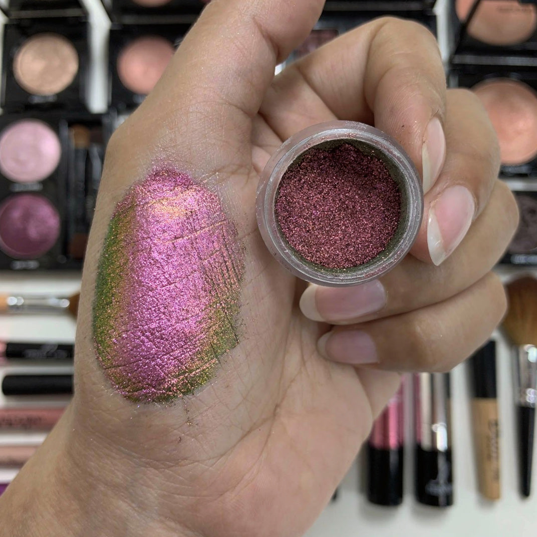 Everly Beauties 312 Series Multichrome Loose Pigment | High-Shine Shifting Eyeshadow