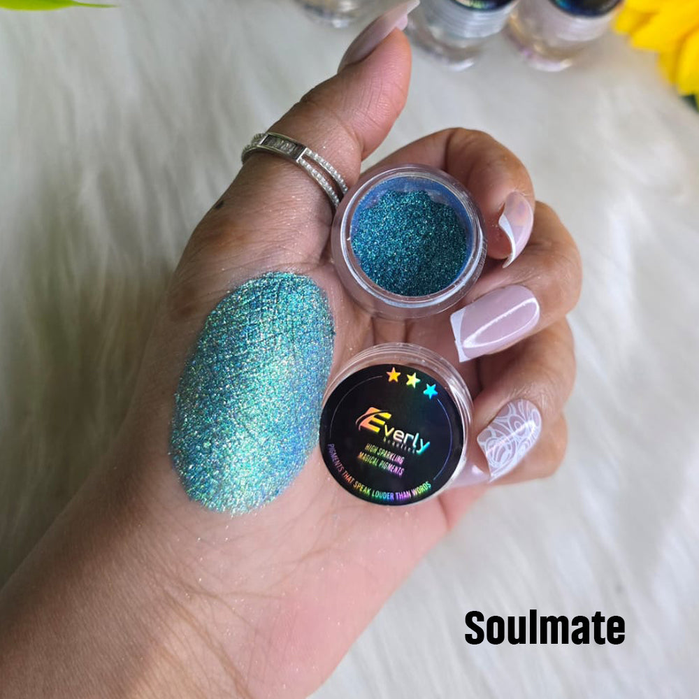 Everly Beauties CR Series Loose Pigment Eyeshadow | Soft Shimmer & High Pigment